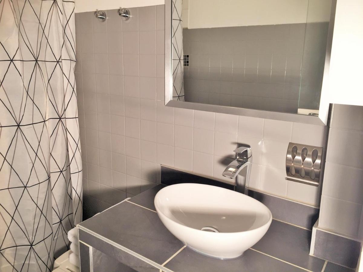 Logis Hotel Le Clement V โรกมอเร ภายนอก รูปภาพ